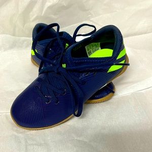 Adidas Little Boy Indoor Turf Soccer Shoes Cleats Size 12 Blue EUC